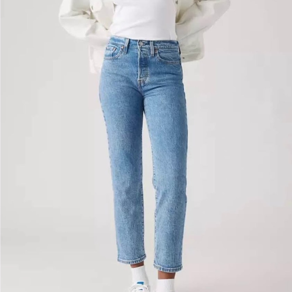 Levi's Wedgie Straight Leg Women's Jeans